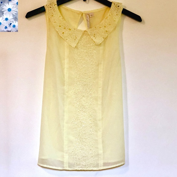 LC Lauren Conrad Tops - Lauren Conrad Top❗️Closet Closing ❗️